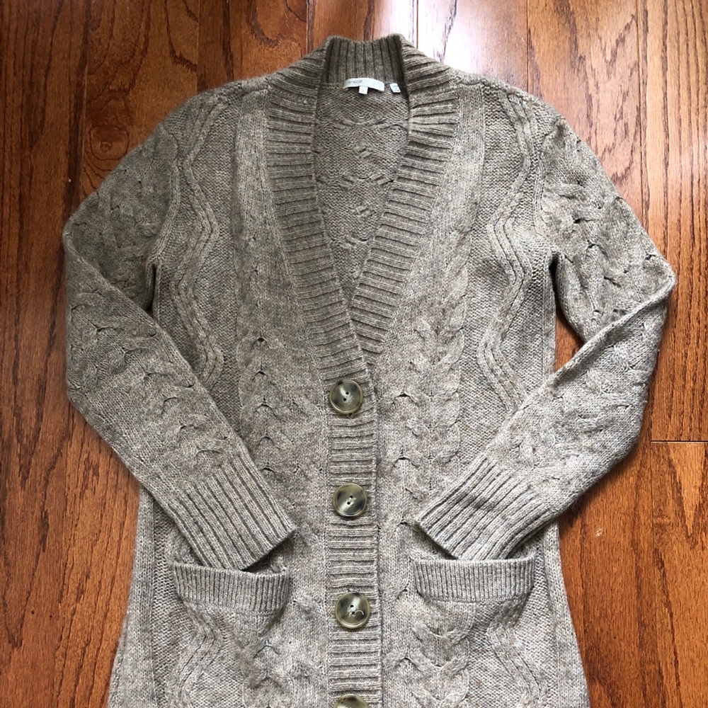 Vince wool/cashmere swearer - Size L